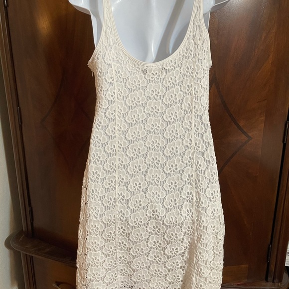 JLo White Lace Dress - Picture 2 of 3